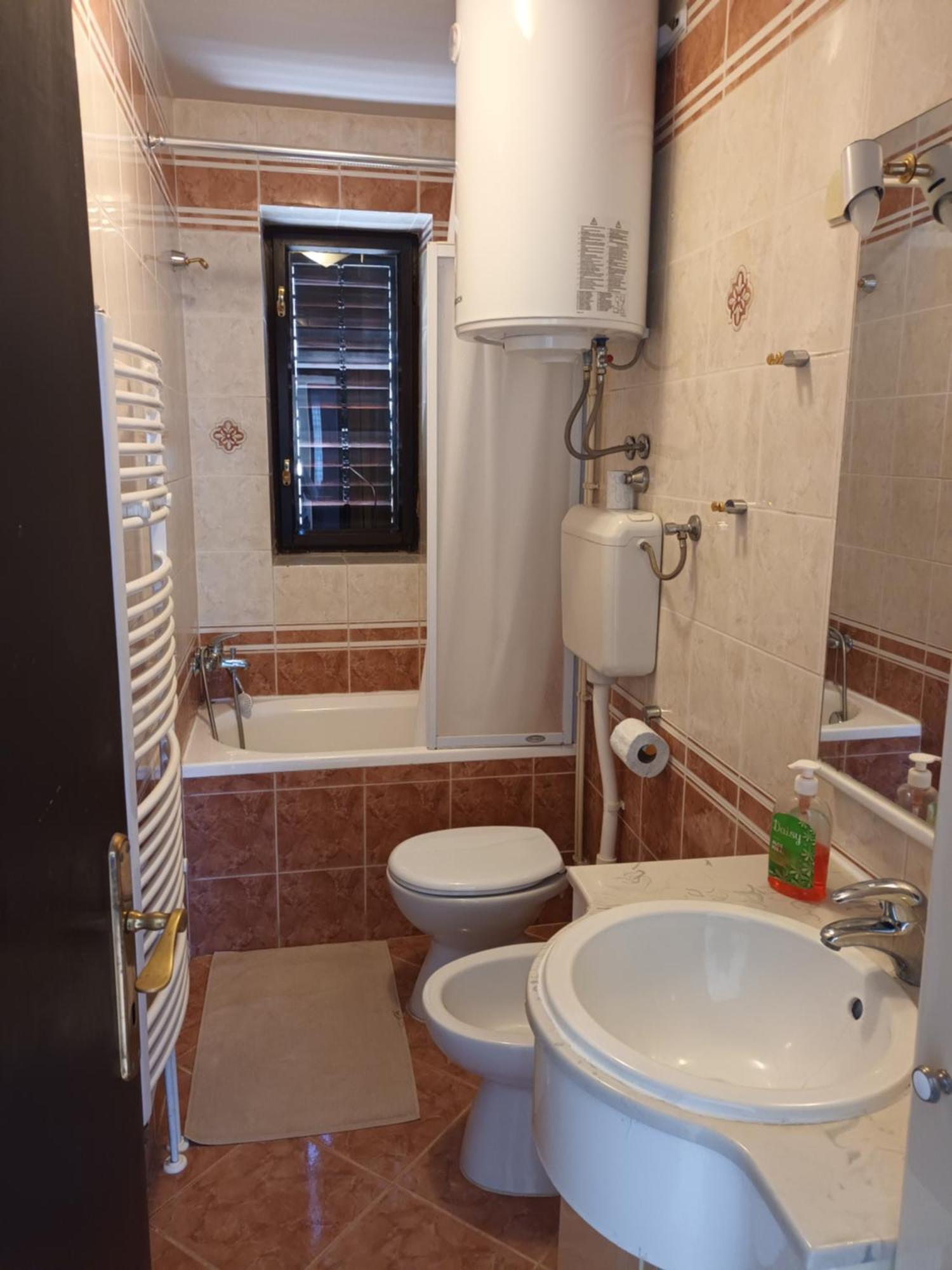 Vuke Apartments セニ エクステリア 写真